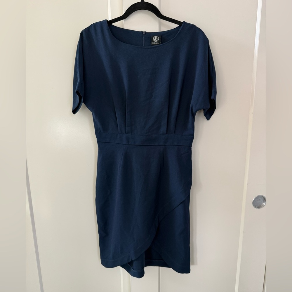NWT Navy Scalloped Dress with Sleeves (Size M)